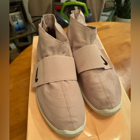 Nike Air Fear of God Moc 'Particle Beige' - Size 12 - Picture 4 of 5